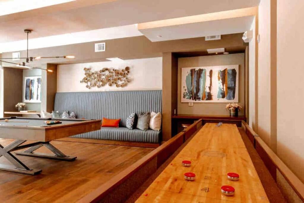 Downtown Living 1Br W/ Free Parking Garage Appartement Houston Buitenkant foto