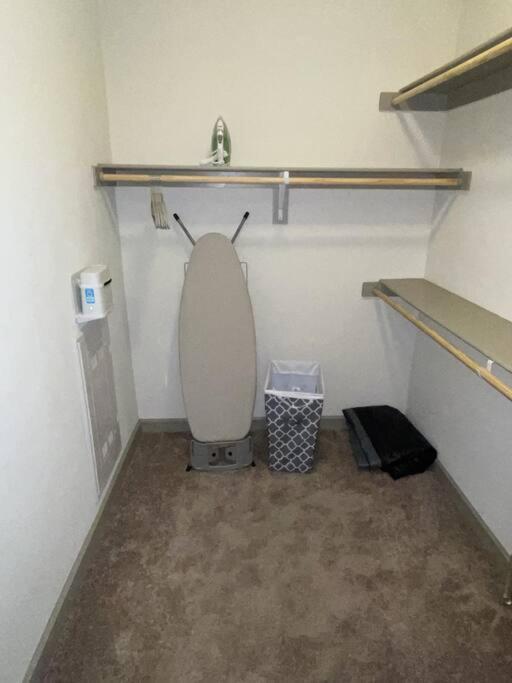 Downtown Living 1Br W/ Free Parking Garage Appartement Houston Buitenkant foto
